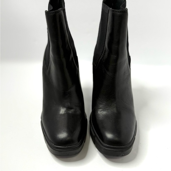 Steve Madden Black Leather Platform Chunky Boots Size 7.5 - Picture 1 of 7